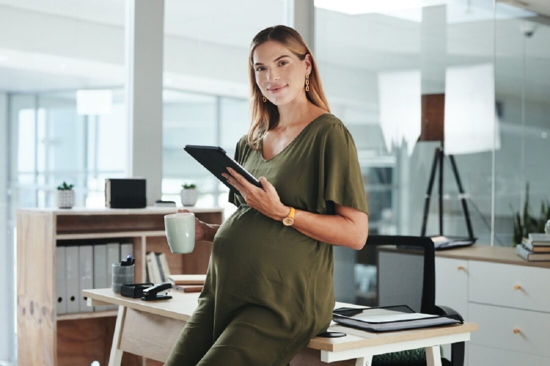 Portrait,,Tablet,And,A,Pregnant,Woman,In,Her,Office,And
