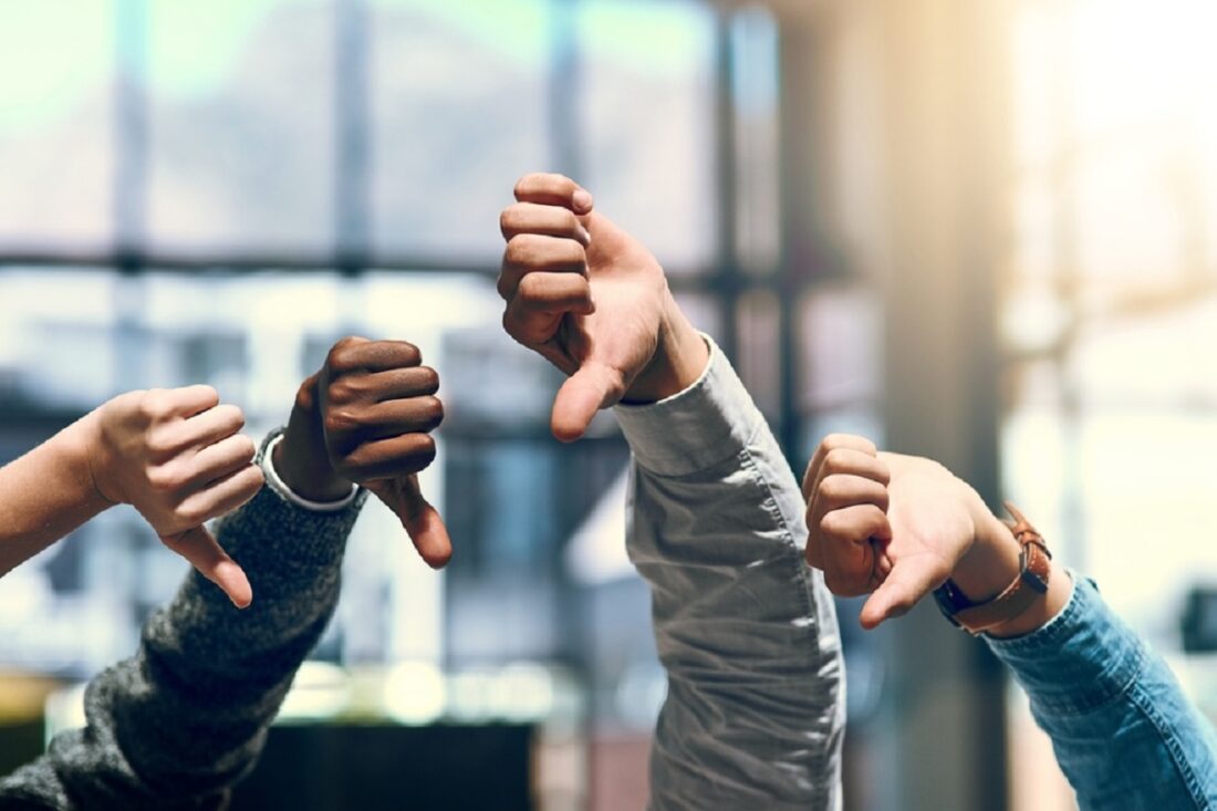 Business,People,,Thumbs,Down,And,No,With,Feedback,For,Bad