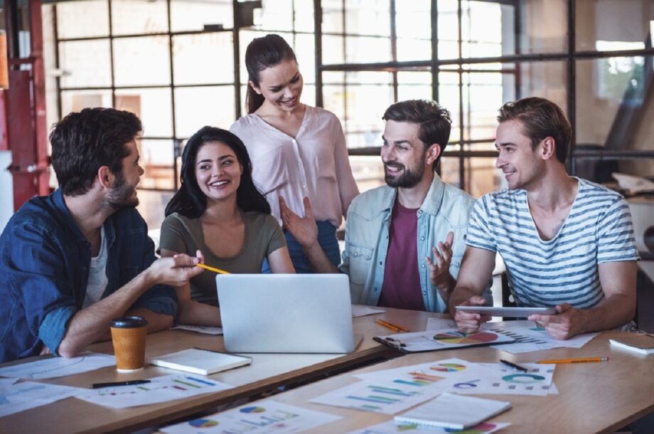 Trendy na trhu práce 2026: Jak udržet talenty a reagovat na rychlé změny?