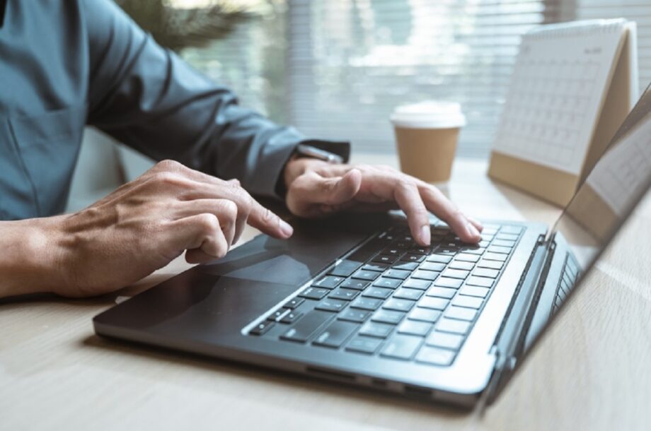 Přehledy o příjmech a výdajích pro ČSSZ a zdravotní pojišťovnu v roce 2026